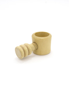 Cascanueces Deluxe de madera de carpe AhTable 2
